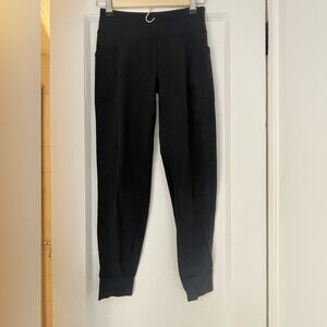 Ivivva girls joggers with side pockets